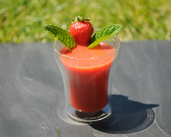 Recette de cuisine : Gaspachos fraise et cerise