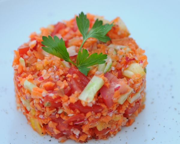 Recette de cuisine : Salade de crudités à l'Israélienne