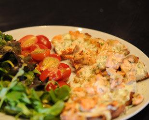 Tartine grillÃ©e aux deux saumons