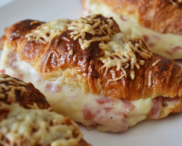 Recette de cuisine : Croissant au jambon