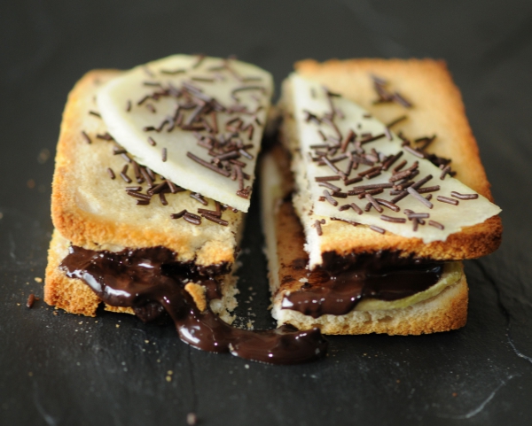 Recette de cuisine : Croque poire chocolat