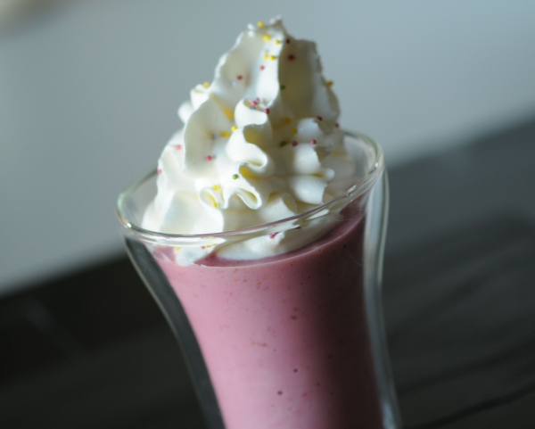 Recette de cuisine : Milk-shake framboise, vanille