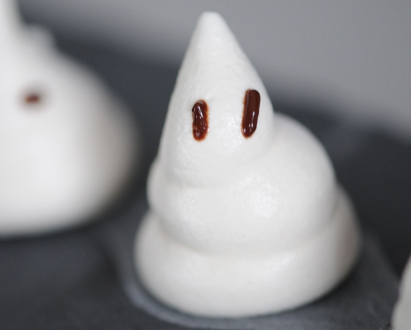 Recette de cuisine : Meringues fantômes