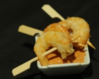 Brochettes de crevettes au cognac flambé